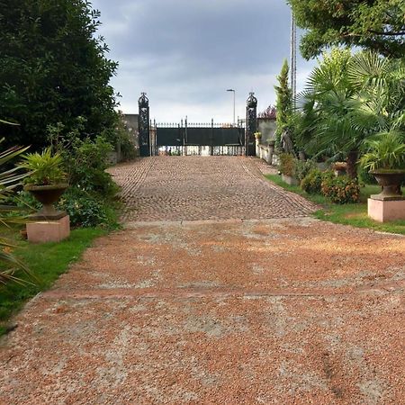 Villa Sapi Arcisate Bagian luar foto