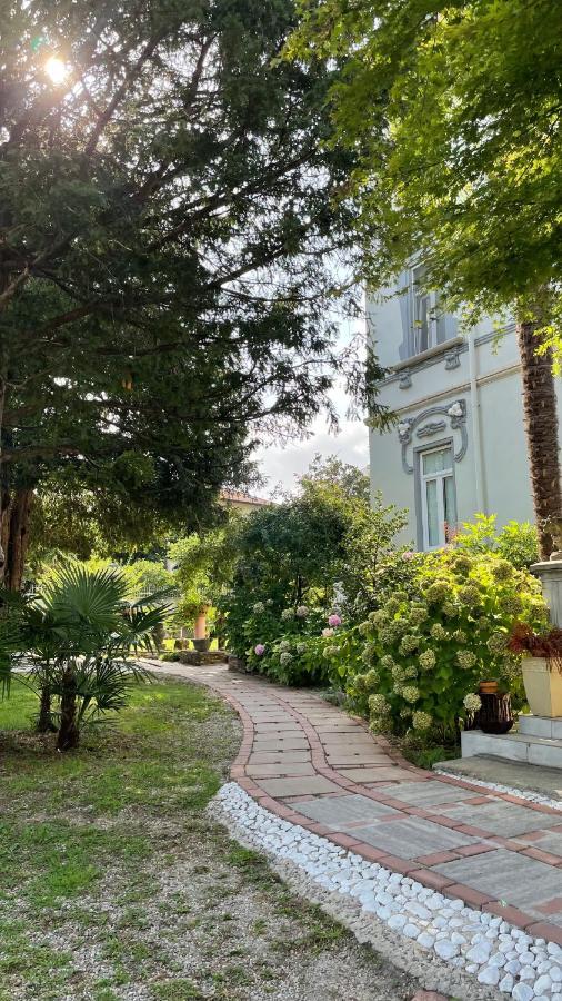 Villa Sapi Arcisate Bagian luar foto